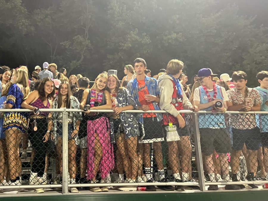 Blackhawks show up in tropical attire to support the football team at Groves! 

